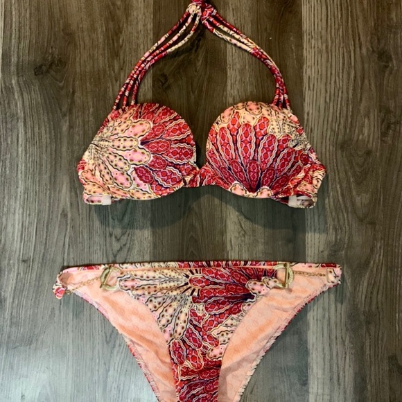 OFFERS? Victoria Secret Bombshell RARE! - Picture 2 of 4